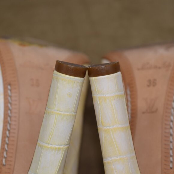 EUC Louis Vuitton Merry-Go-Round Heels Pumps 36 M Cream Alligator 6 M Metal Toe - Picture 14 of 15